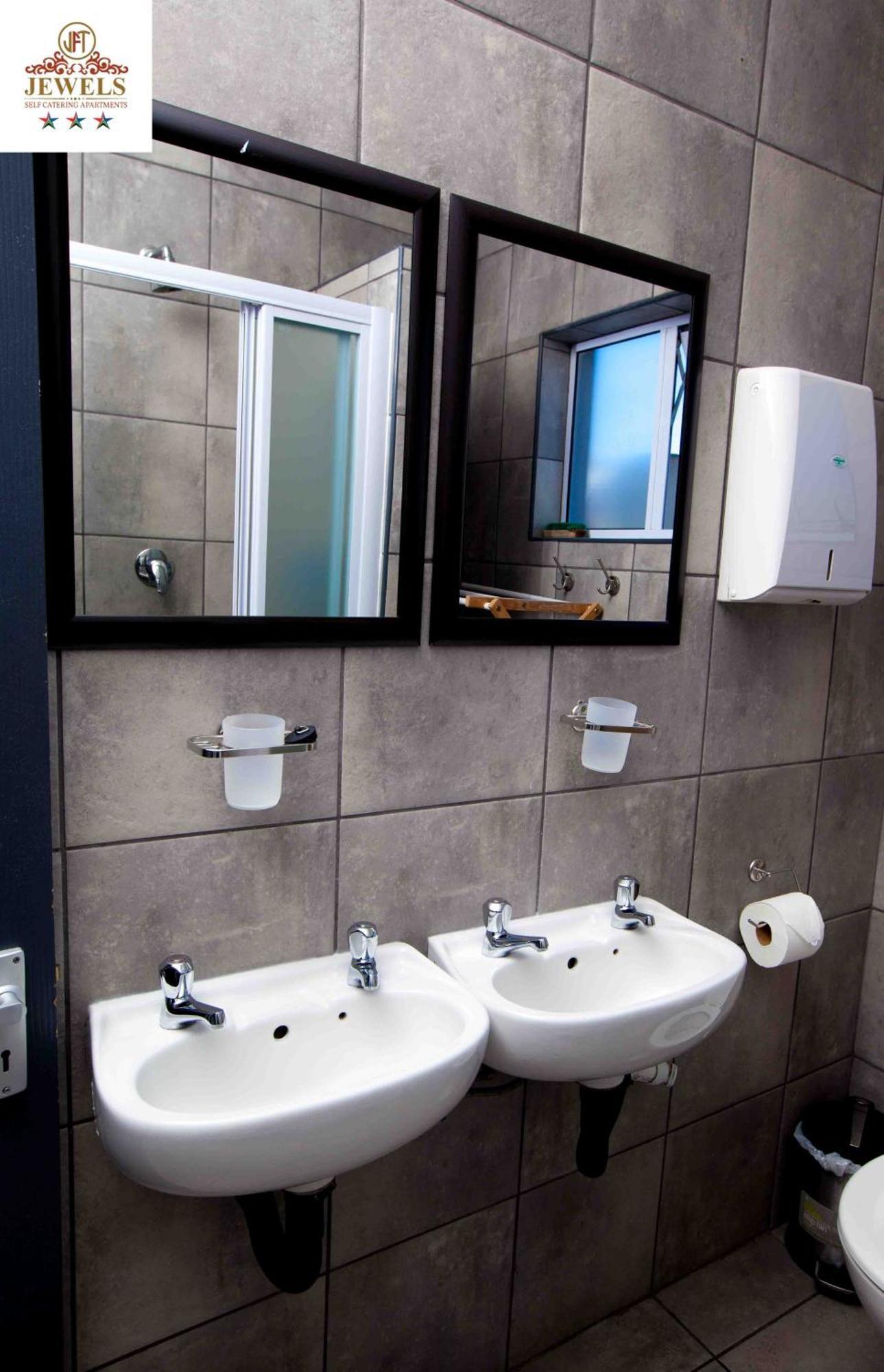 Jft Self Catering Units Bed & Breakfast East London Luaran gambar