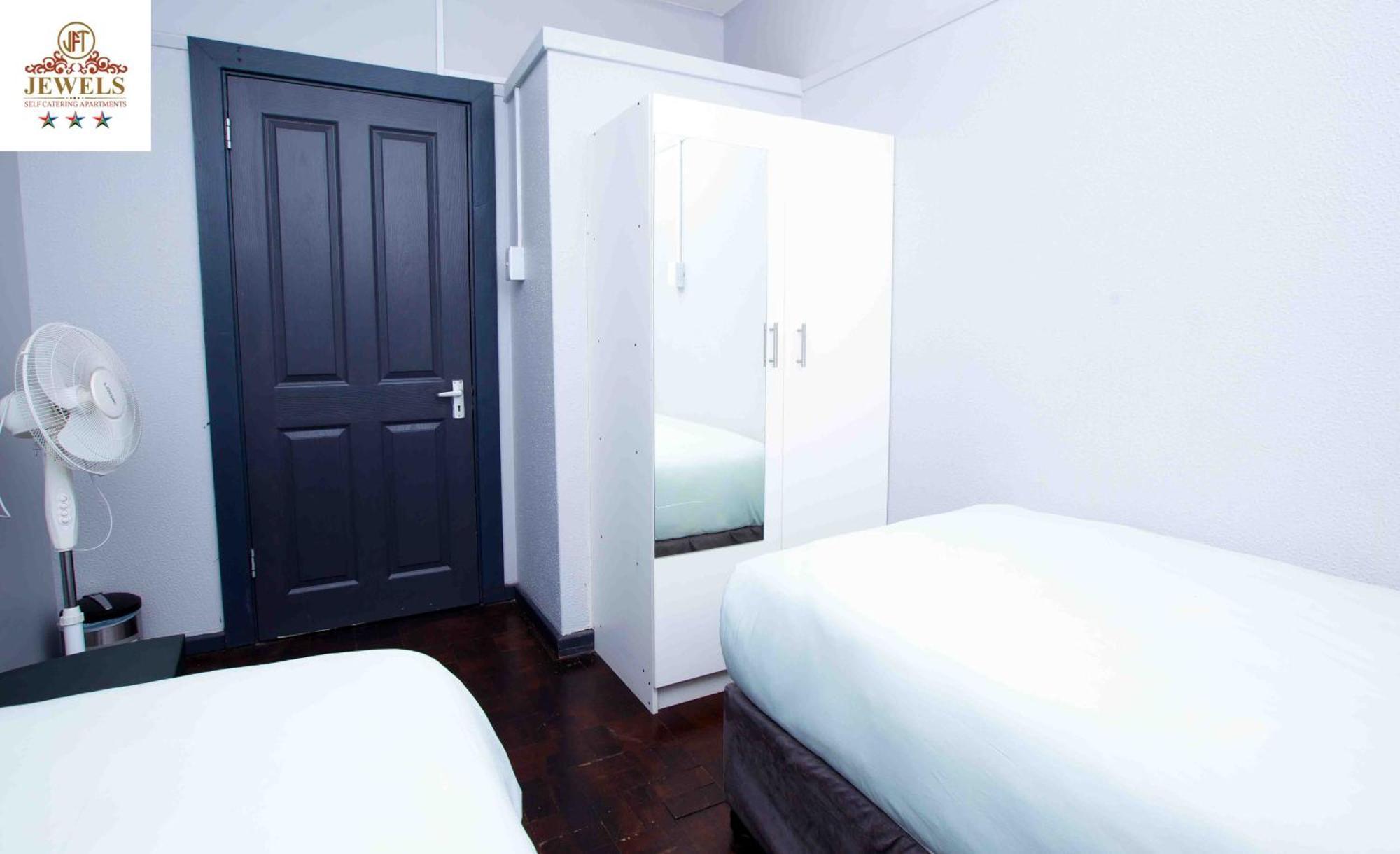 Jft Self Catering Units Bed & Breakfast East London Luaran gambar